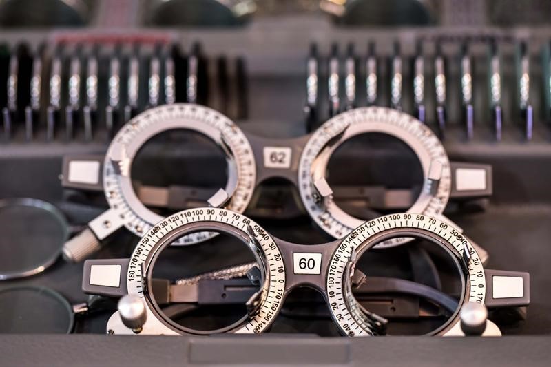 Tật khúc xạ của mắt