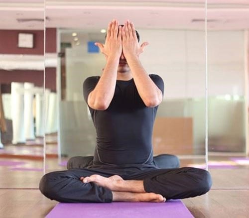 8 Bài tập Yoga cho mắt sáng khỏe không phải ai cũng biết
