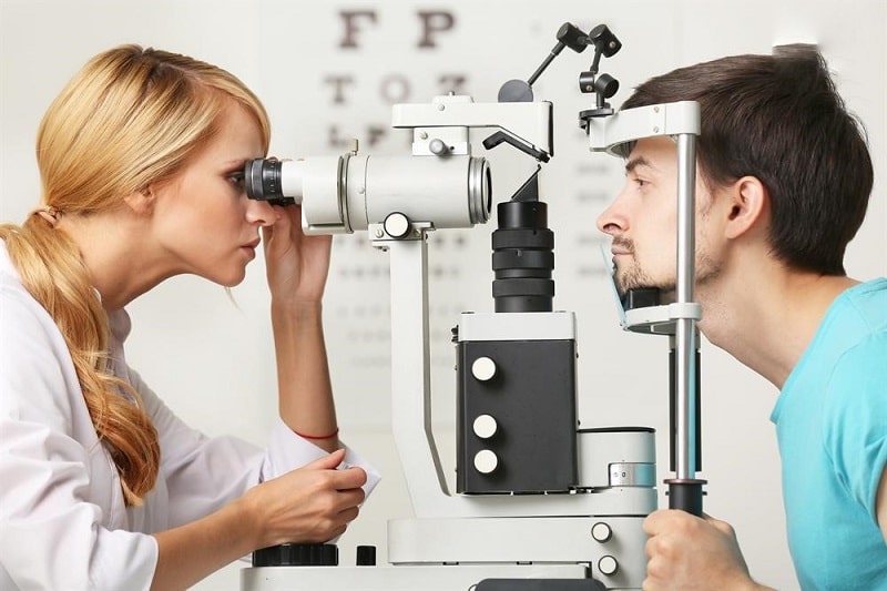 chẩn đoán thoái hóa võng mạc chu biến