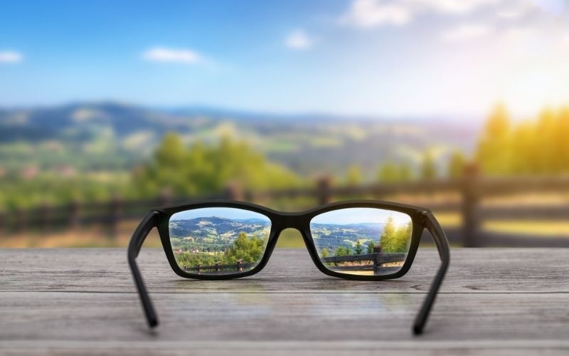 mắt nhìn xa bị mờ