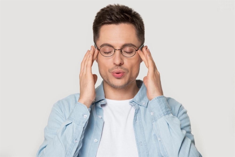 mát xa thái dương