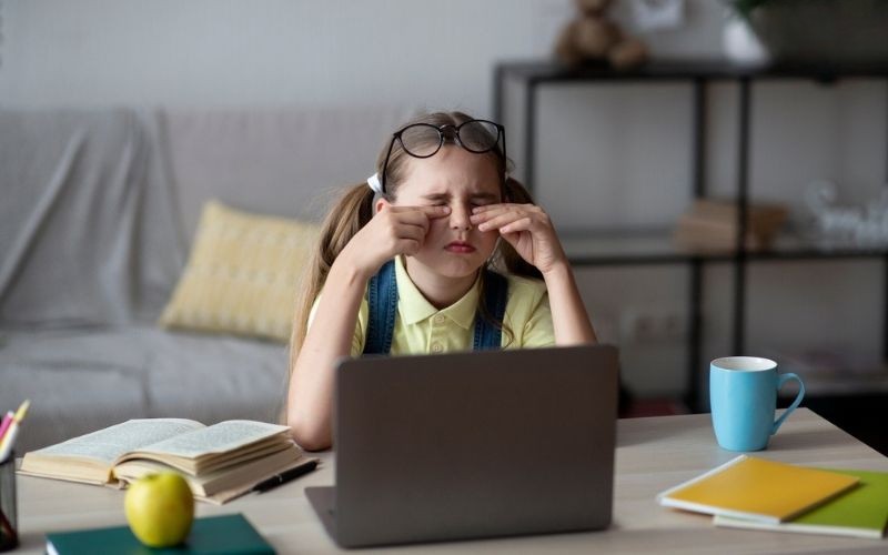 Bệnh khô mắt ở trẻ em: Nguyên nhân, triệu chứng và điều trị