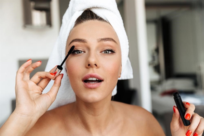 kiêng gì sau mổ bong võng mạc