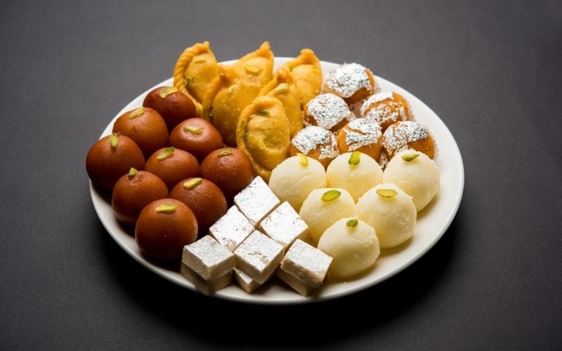 thực phẩm nên kiêng khi khô mắt