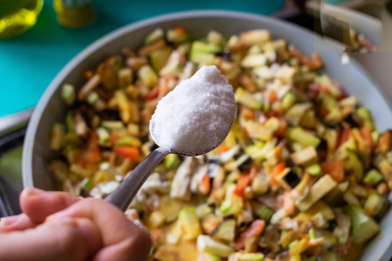 trị mí mắt bị sưng