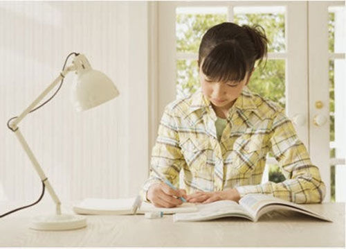 Để bảo vệ đôi mắt chúng ta cần phải làm gì?