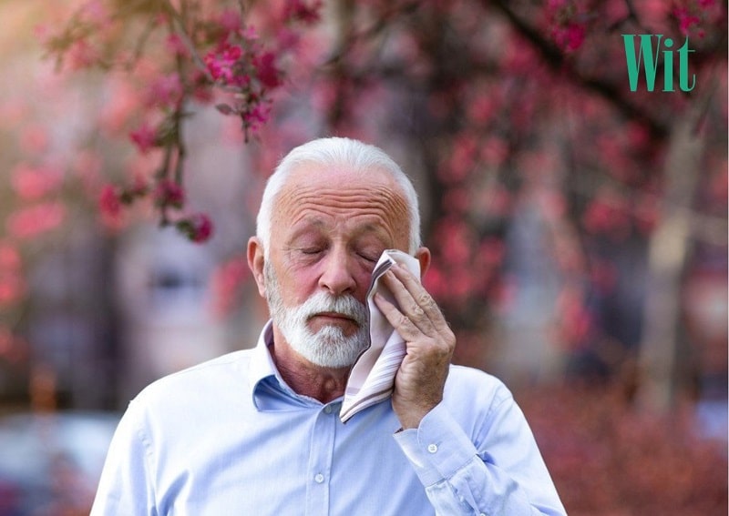 ngứa mắt trái theo giờ