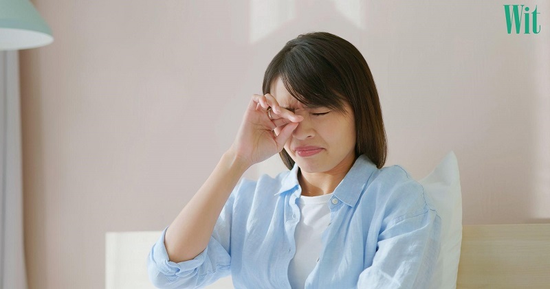 Thiếu vitamin gây khô mắt
