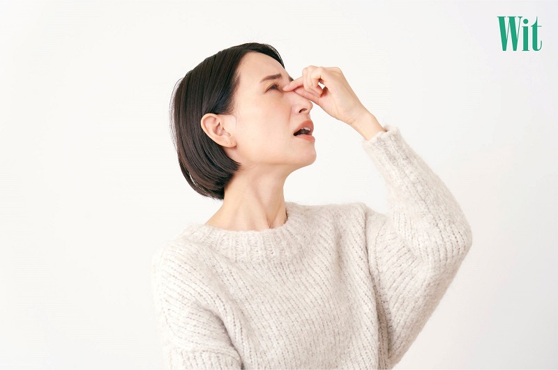 Khô mắt mạn tính có nguy hiểm không?