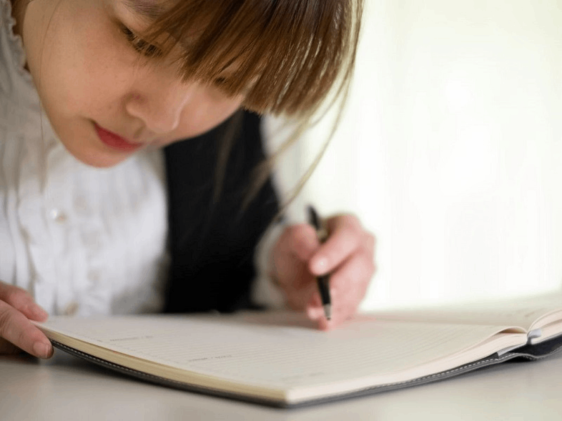 không đeo kính có tăng độ không