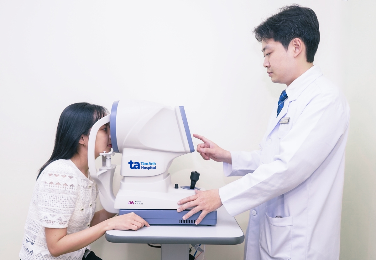 kiểm tra mắt tại Tâm Anh